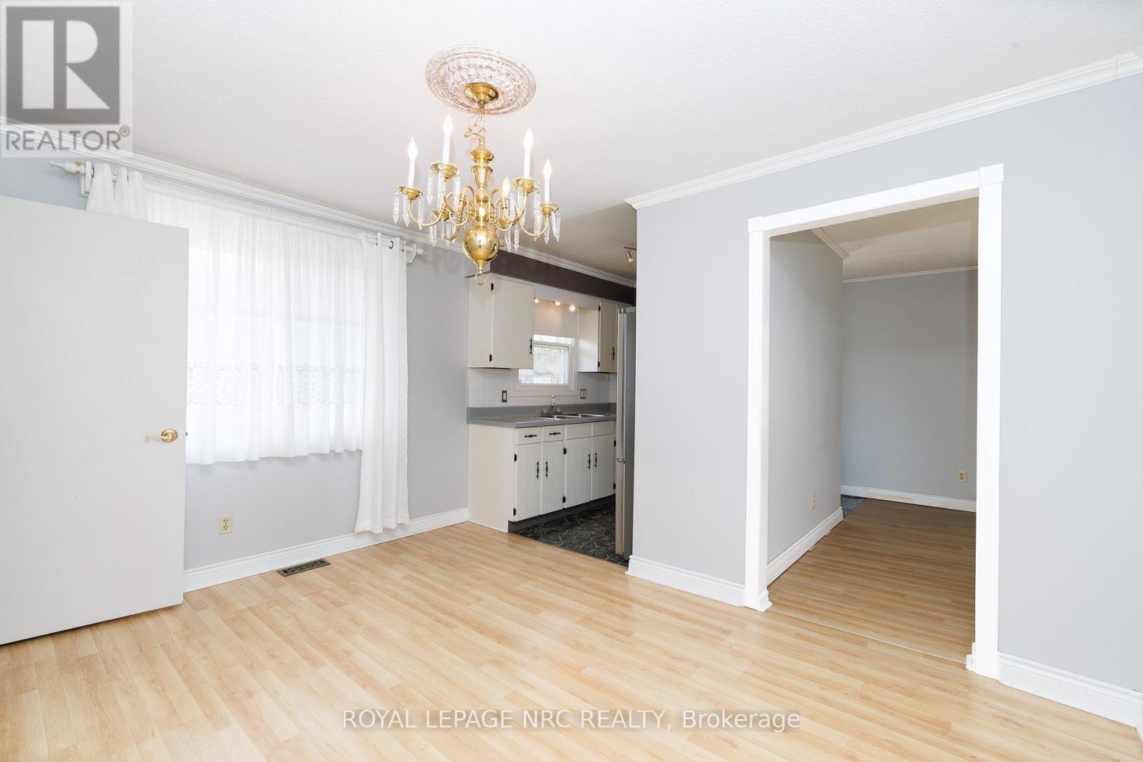 6518 Harmony Avenue, Niagara Falls, Ontario  L2H 1Z4 - Photo 15 - X12993742