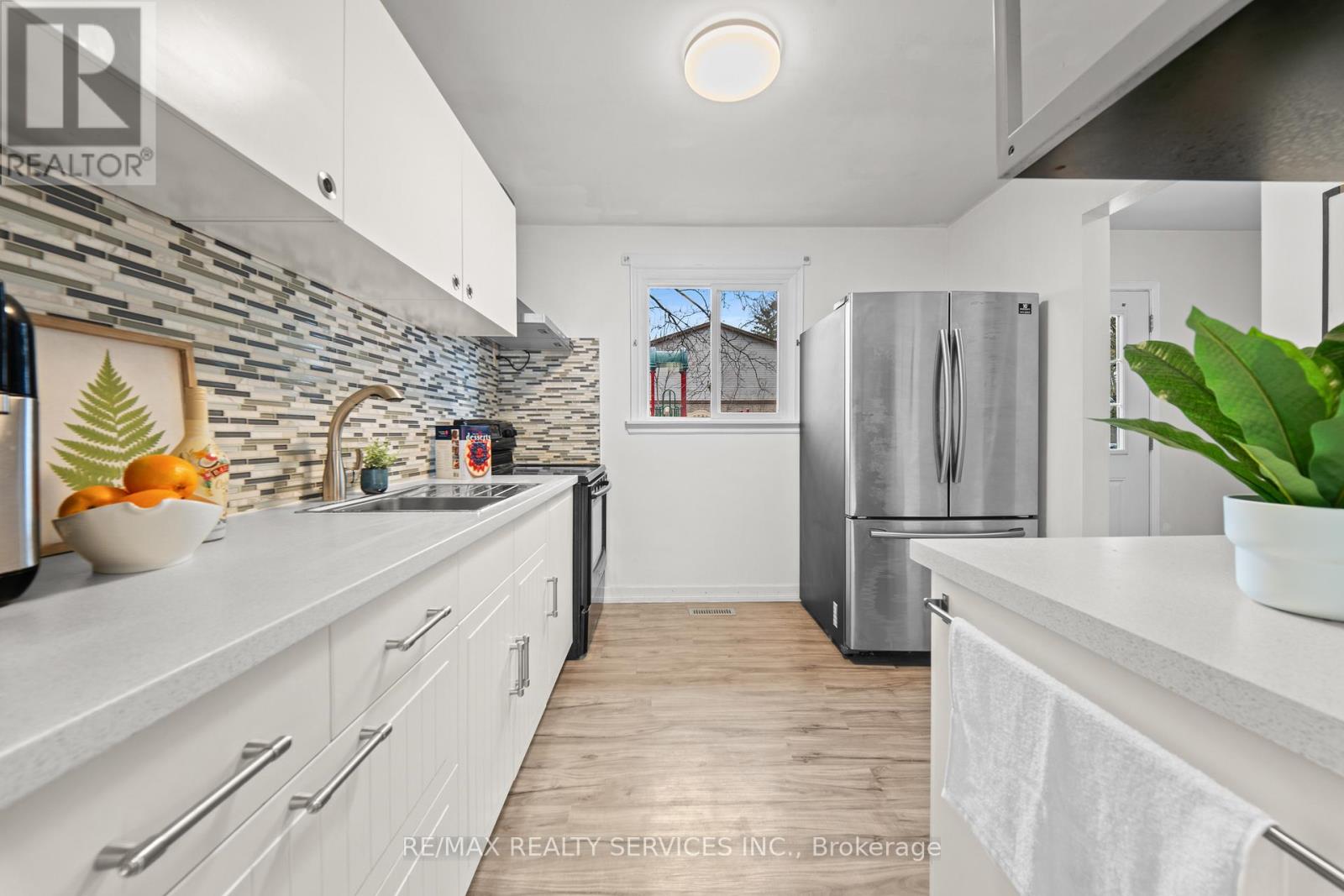 107 - 45 Hansen Road N, Brampton, Ontario L6V 3P6 - Photo 14 - W12993676