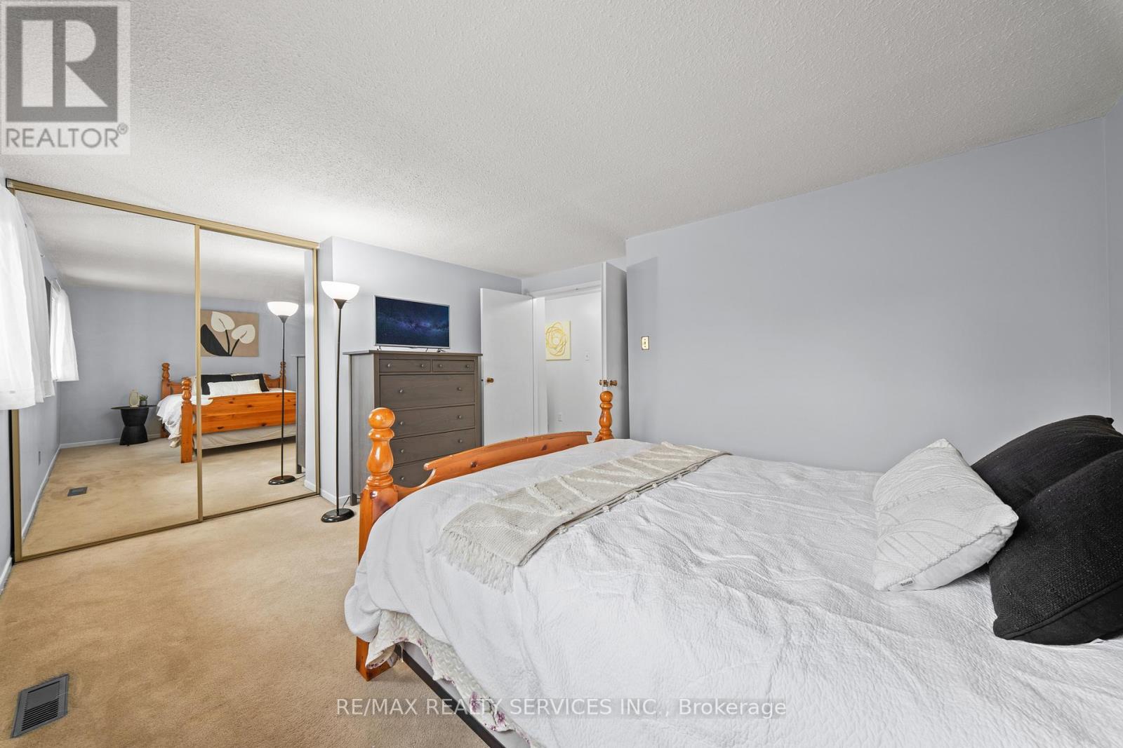 107 - 45 Hansen Road N, Brampton, Ontario L6V 3P6 - Photo 27 - W12993676