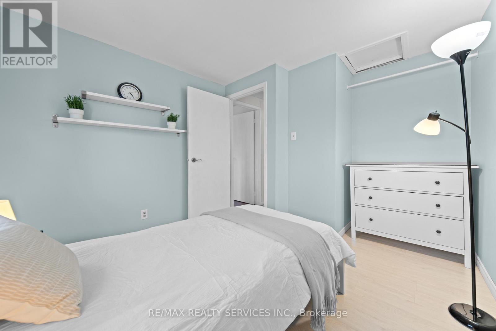 107 - 45 Hansen Road N, Brampton, Ontario L6V 3P6 - Photo 30 - W12993676