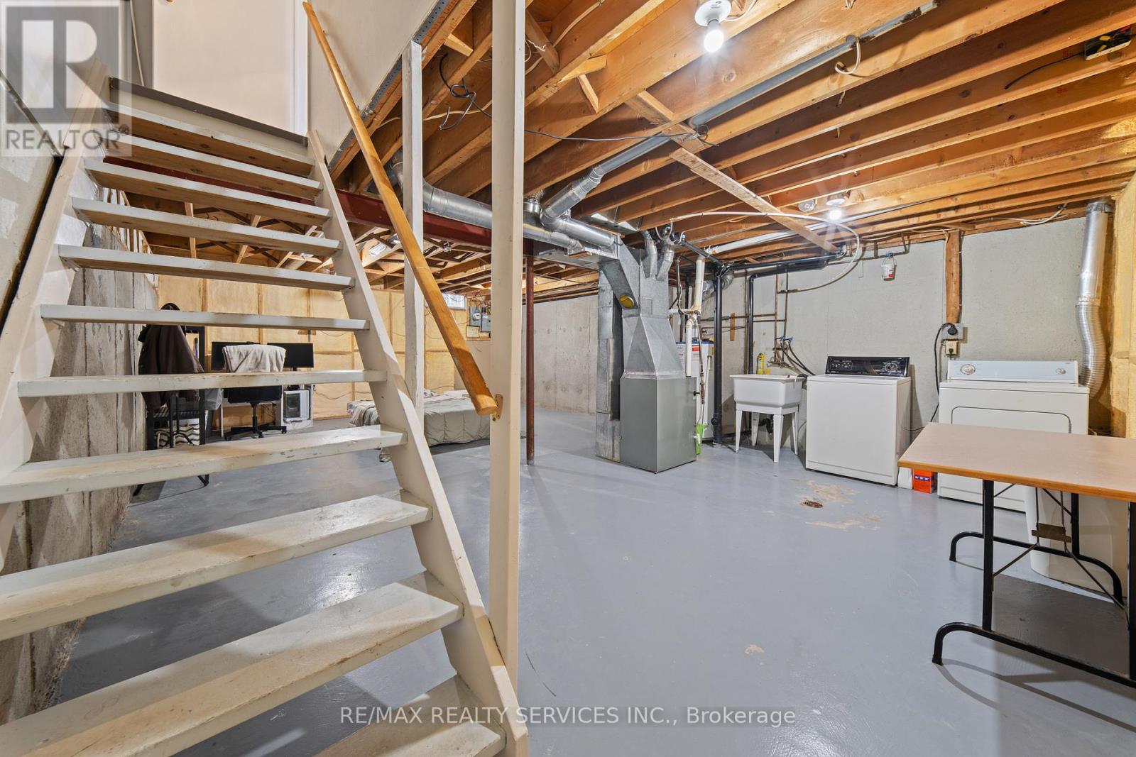 107 - 45 Hansen Road N, Brampton, Ontario L6V 3P6 - Photo 33 - W12993676