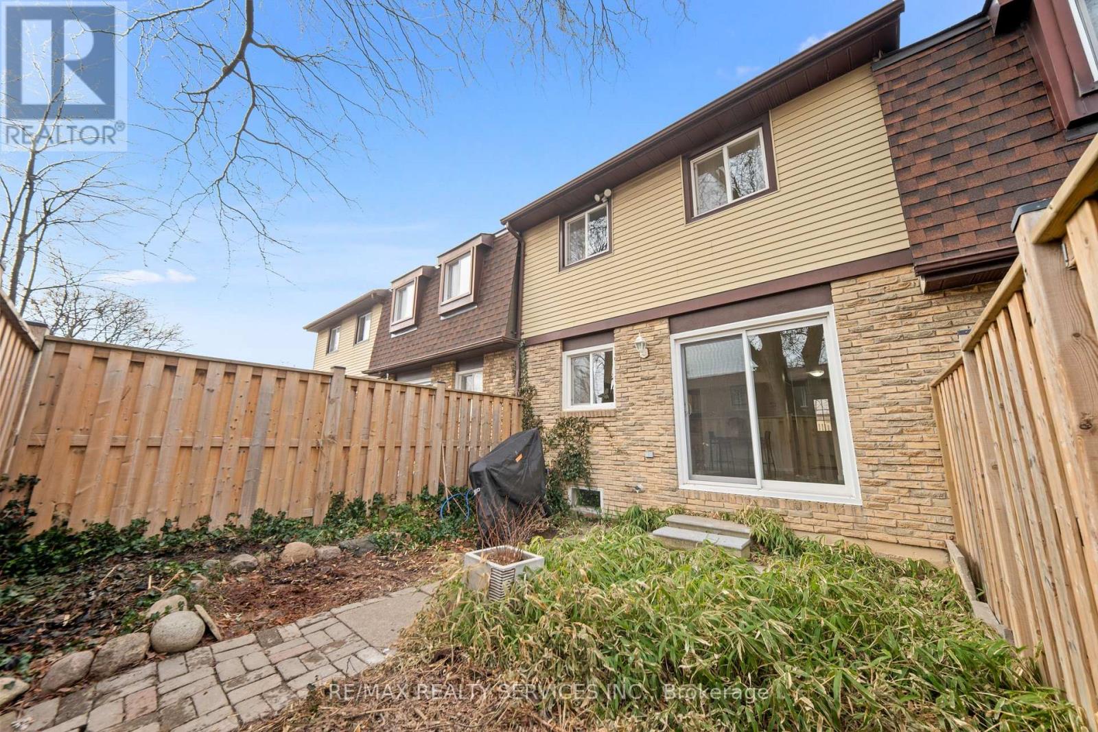 107 - 45 Hansen Road N, Brampton, Ontario L6V 3P6 - Photo 38 - W12993676