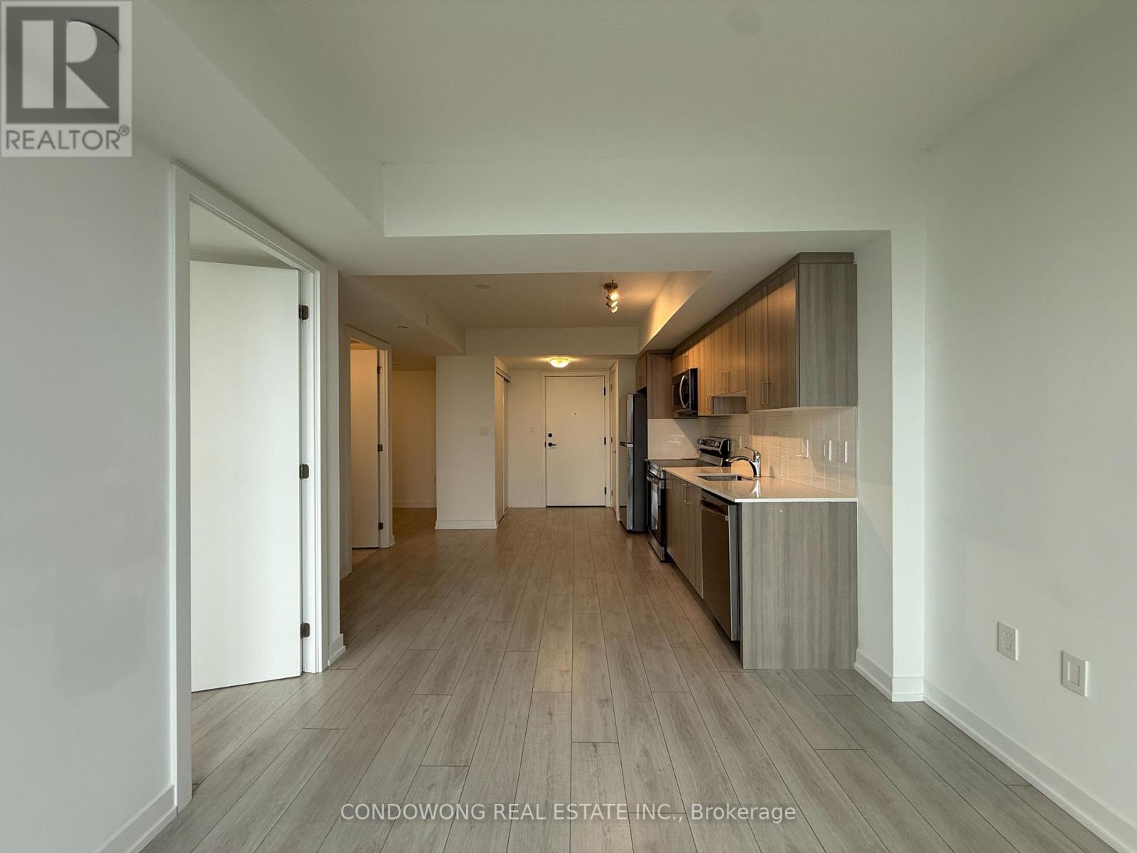 810 - 556 Marlee Avenue, Toronto, Ontario  M6B 0B1 - Photo 3 - W12993678