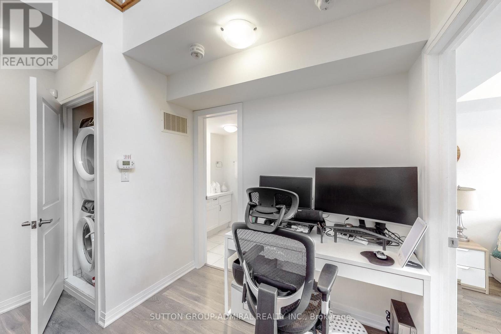 7 - 181 William Duncan Road, Toronto, Ontario  M3K 0B7 - Photo 13 - W12993680