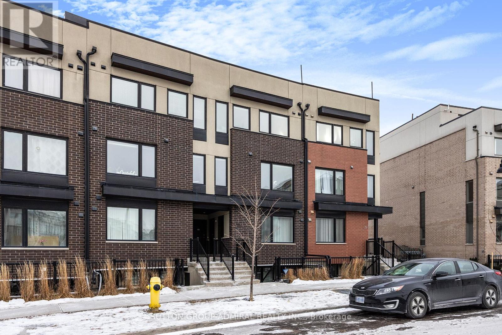 7 - 181 William Duncan Road, Toronto, Ontario  M3K 0B7 - Photo 3 - W12993680