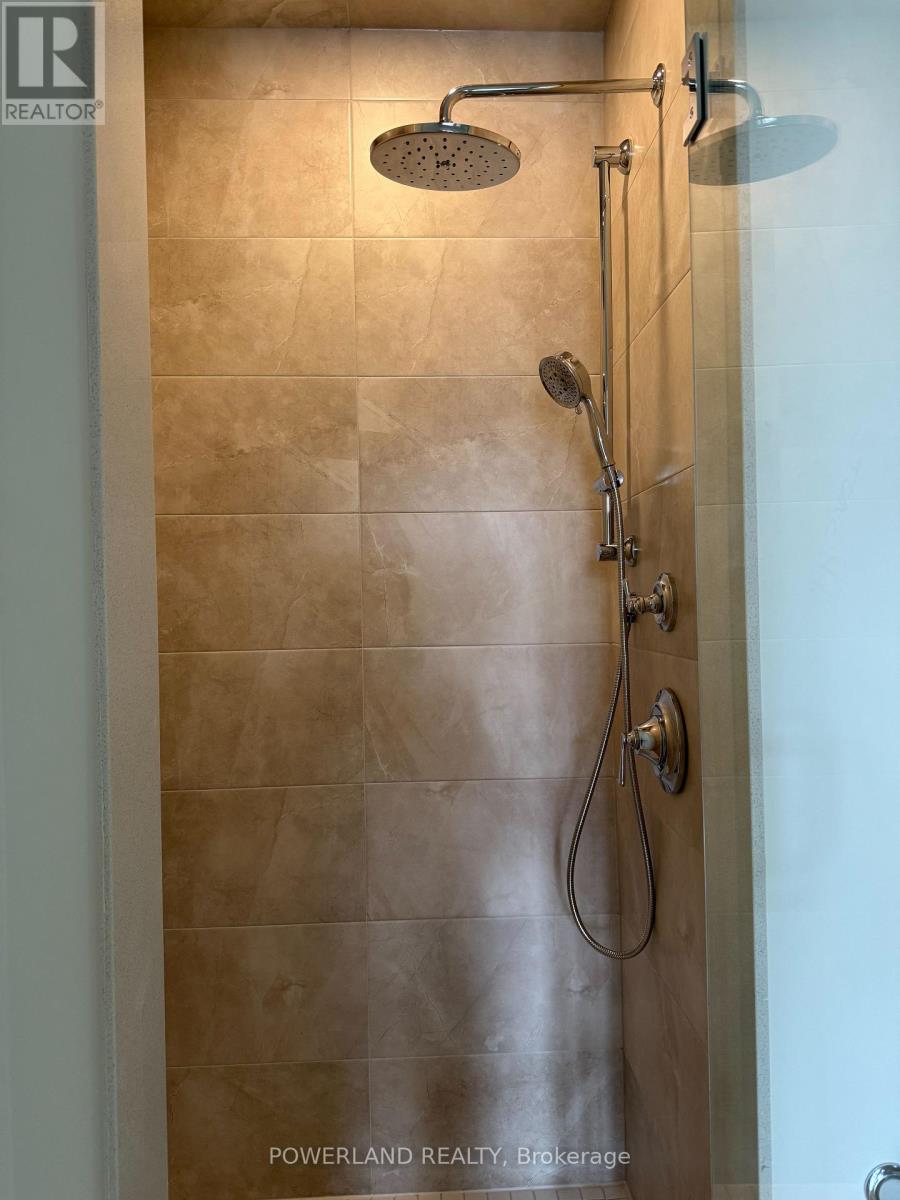 3301 Azam Way, Oakville, Ontario  L6M 5S2 - Photo 16 - W12993740