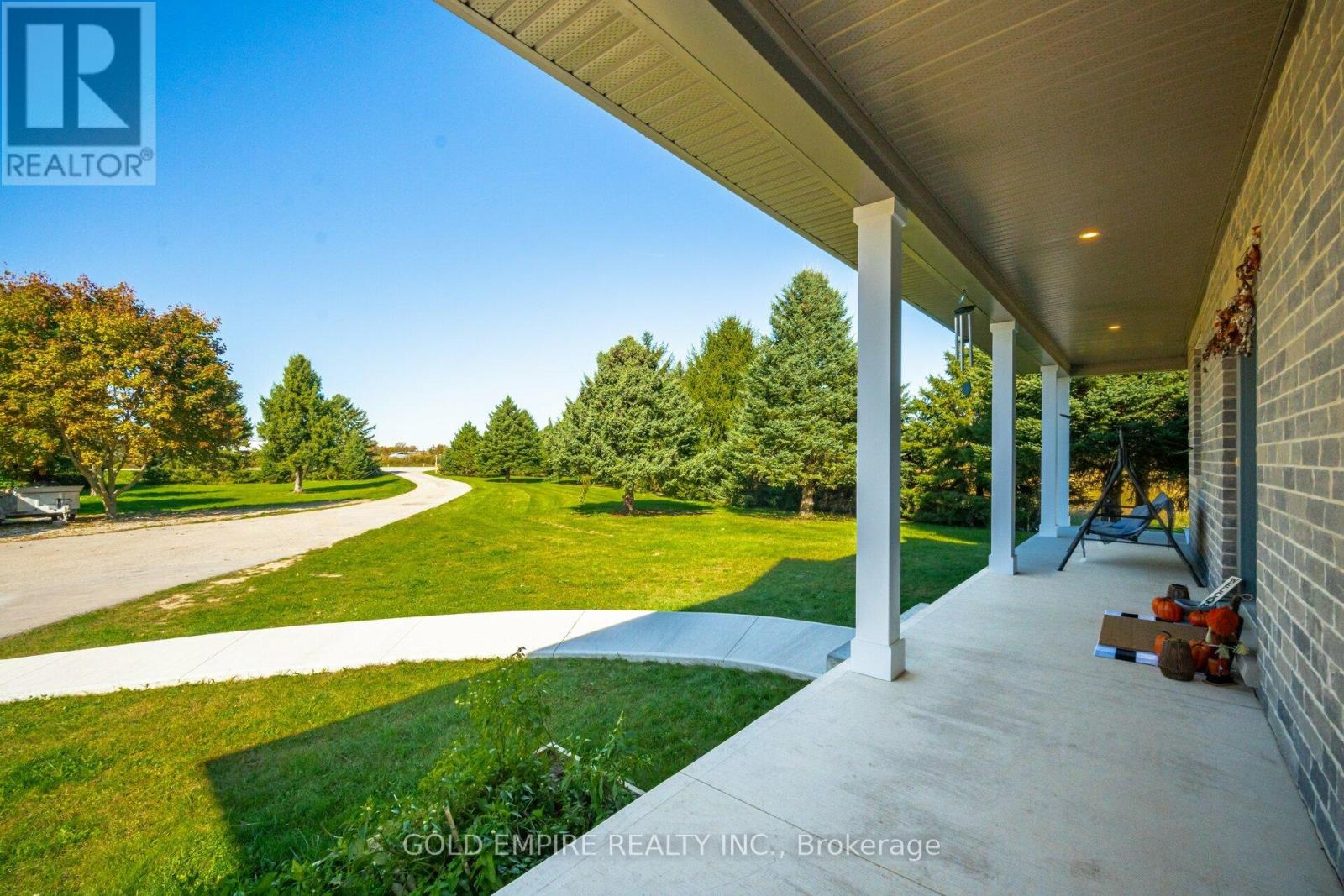 11786 Parson Road, Southwold, Ontario  N5P 3T2 - Photo 4 - X12978396