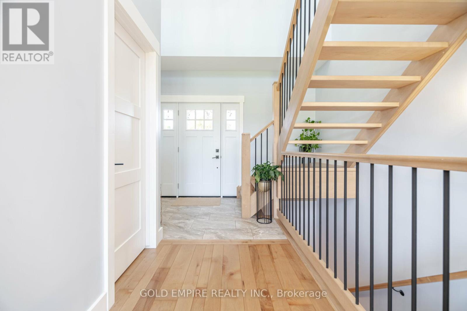 11786 Parson Road, Southwold, Ontario  N5P 3T2 - Photo 6 - X12978396