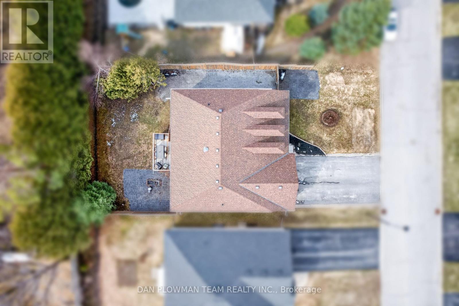 10 Springbank Road, Kawartha Lakes, Ontario  K0L 2W0 - Photo 38 - X12993684