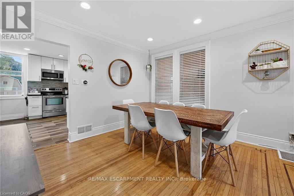 179 Burris Street, Hamilton, Ontario  L8M 2J7 - Photo 12 - X12993718