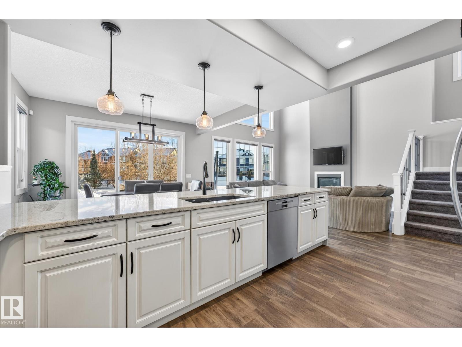 8810 24 Av Sw, Edmonton, Alberta  T6X 2C9 - Photo 9 - E4478125