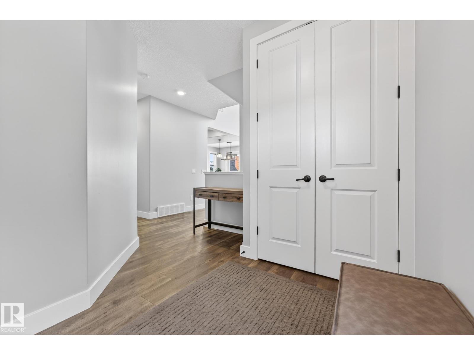 8810 24 Av Sw, Edmonton, Alberta  T6X 2C9 - Photo 5 - E4478125