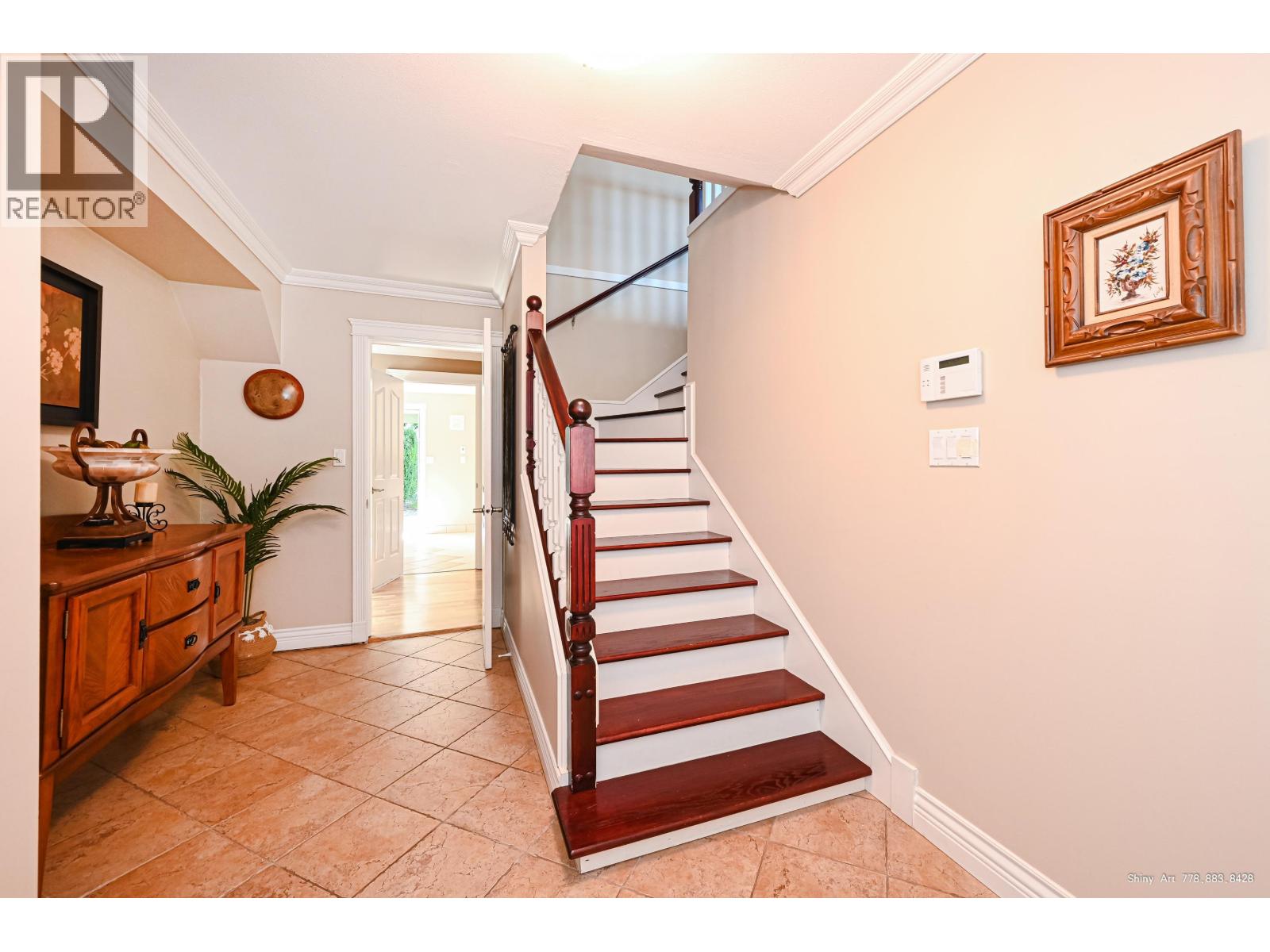 2845 Mccoomb Drive, Coquitlam, British Columbia  V3B 6L2 - Photo 6 - R3110433