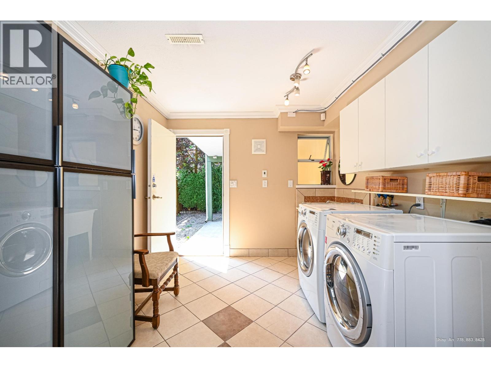 2845 Mccoomb Drive, Coquitlam, British Columbia  V3B 6L2 - Photo 30 - R3110433