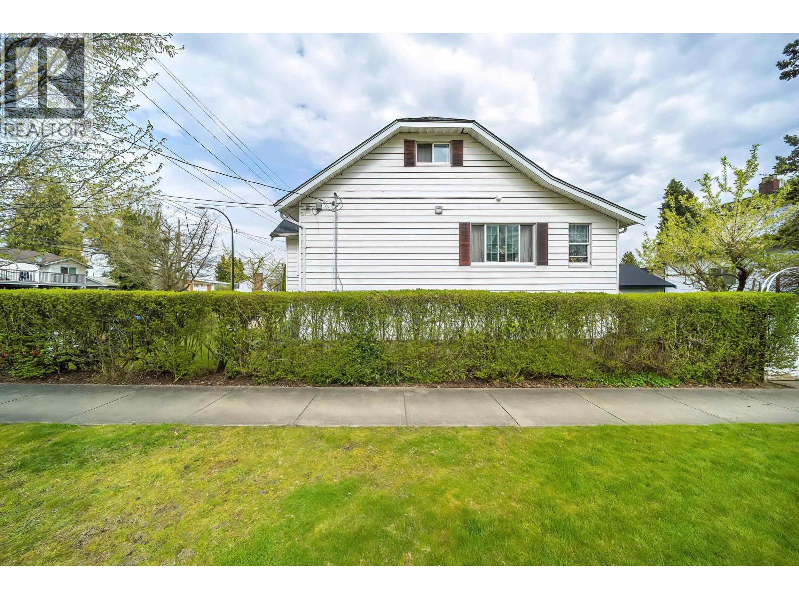1320 Tenth Avenue, New Westminster, British Columbia  V3M 3H9 - Photo 4 - R3110813