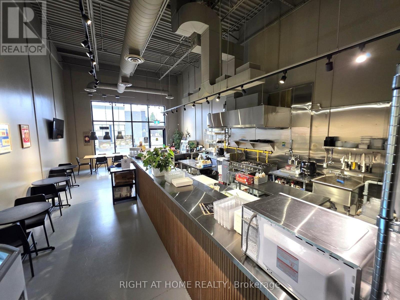 E10 - 1117 Midland Avenue, Kingston, Ontario  K7P 2X8 - Photo 3 - X12829324