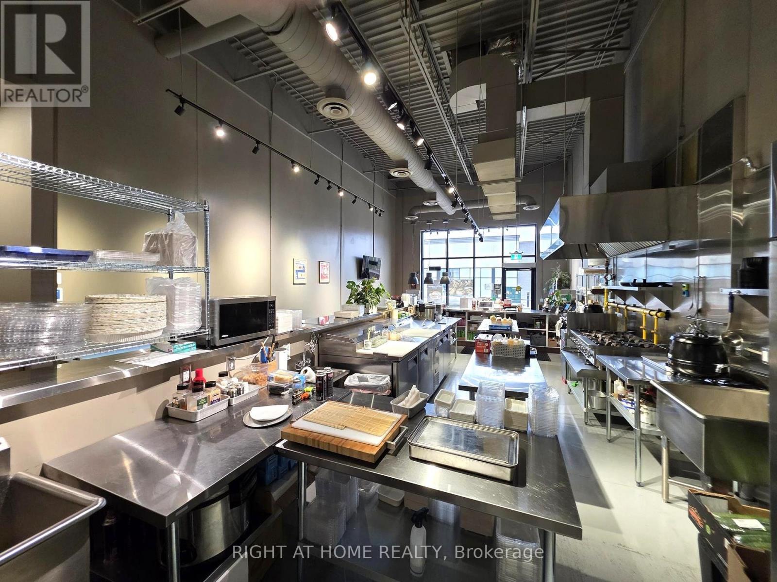 E10 - 1117 Midland Avenue, Kingston, Ontario  K7P 2X8 - Photo 5 - X12829324