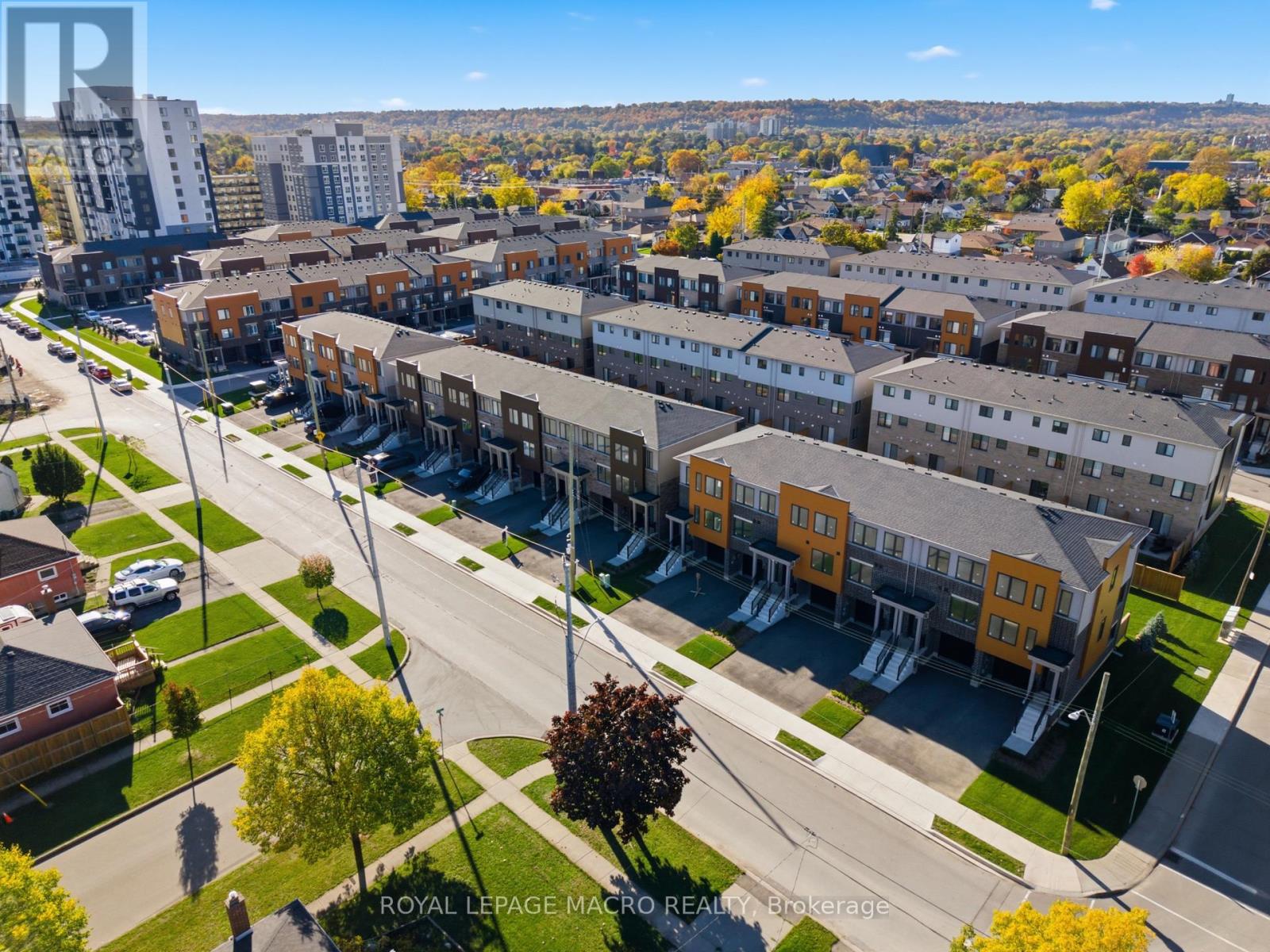 9B BINGHAM ROAD, Hamilton, Ontario