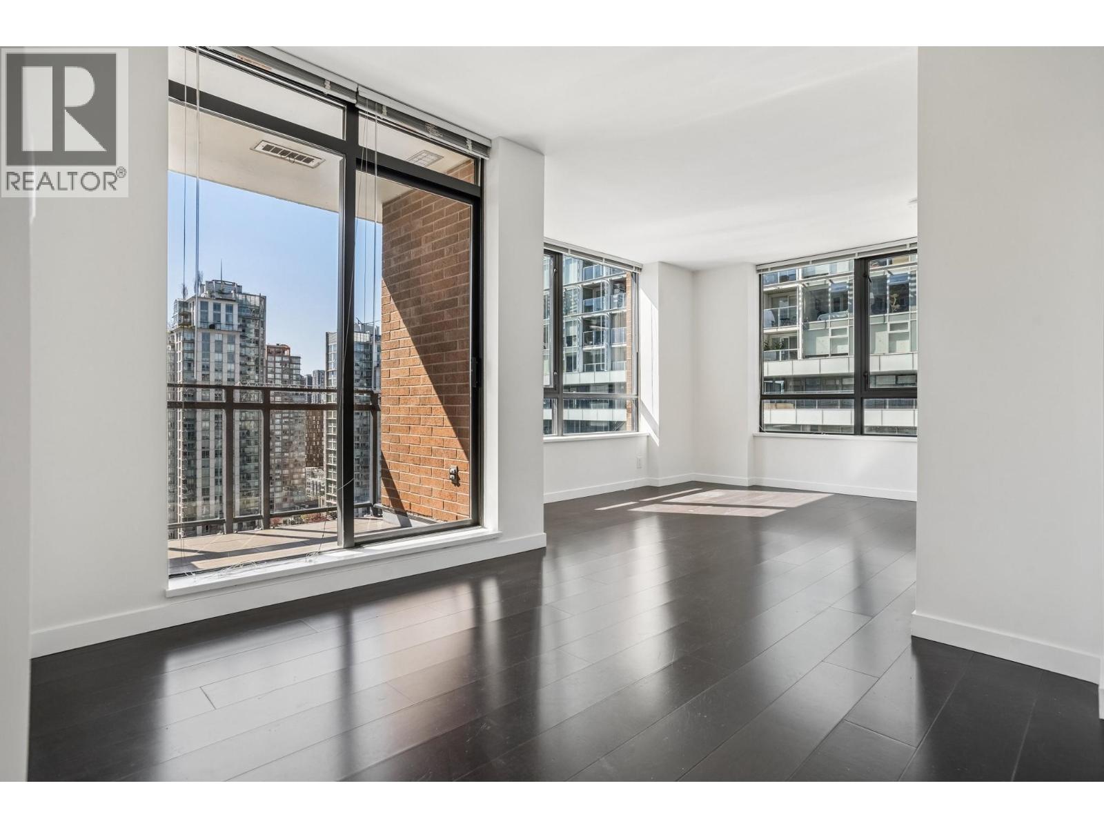 2203 788 Richards Street, Vancouver, British Columbia  V6B 0C7 - Photo 2 - R3110957
