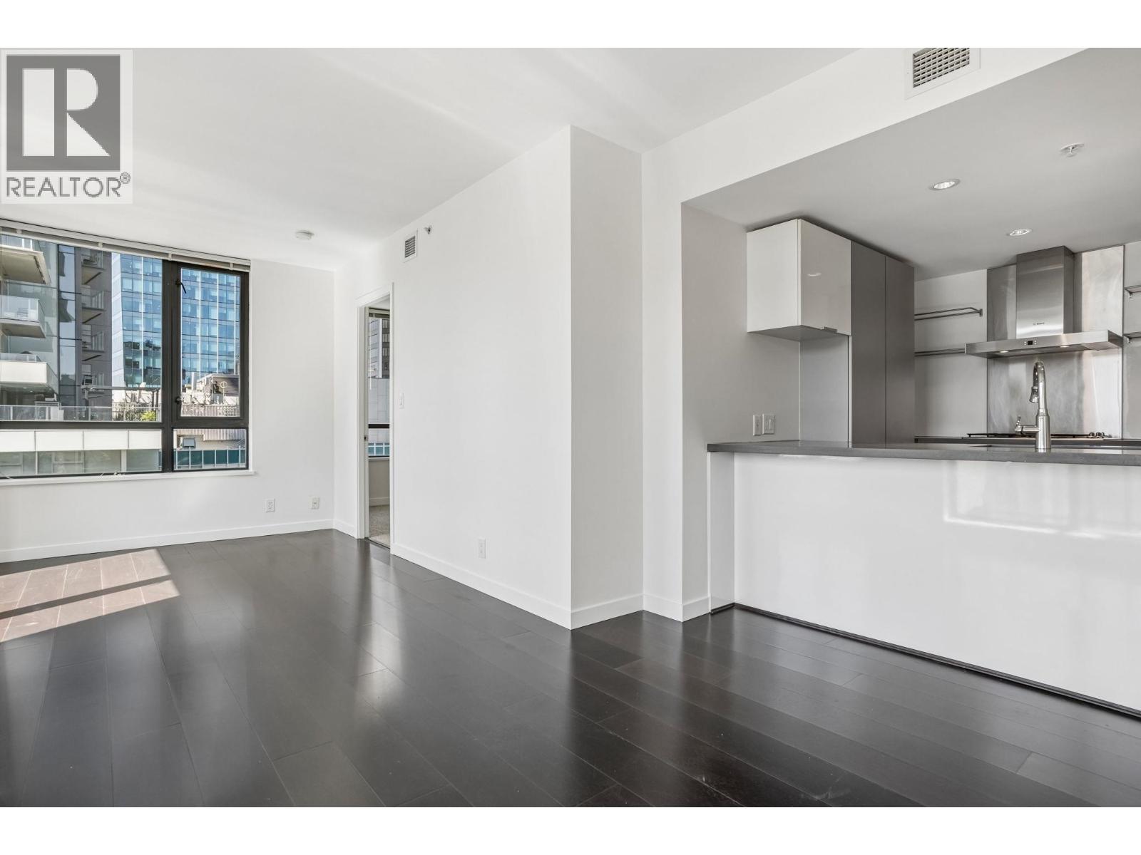 2203 788 Richards Street, Vancouver, British Columbia  V6B 0C7 - Photo 3 - R3110957