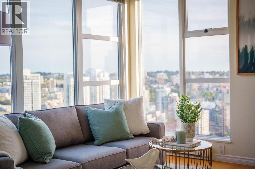 3207 939 Homer Street, Vancouver, British Columbia  V6B 2W6 - Photo 2 - R3110960