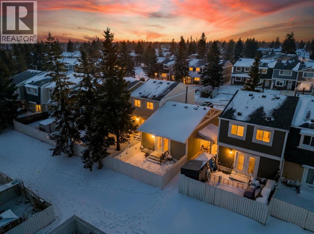 338 Georgian Villas Ne, Calgary, Alberta  T2A 7E2 - Photo 2 - A2299701