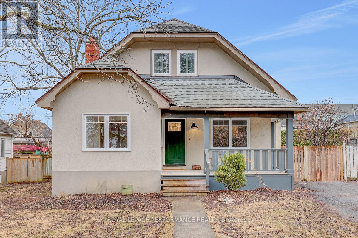 824 FISHER AVENUE, Ottawa, Ontario