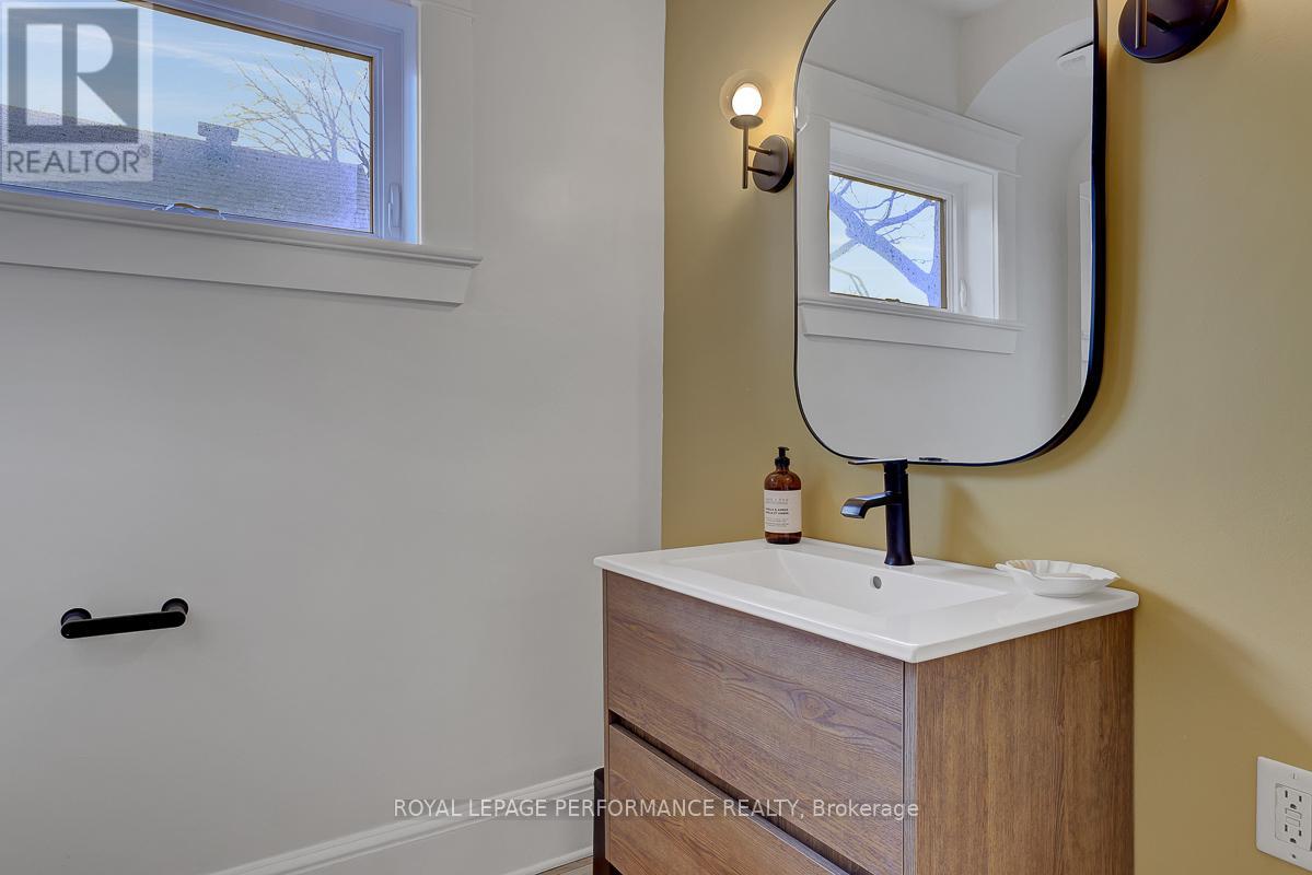 824 Fisher Avenue, Ottawa, Ontario K1Z 6P2 - Photo 23 - X12993770