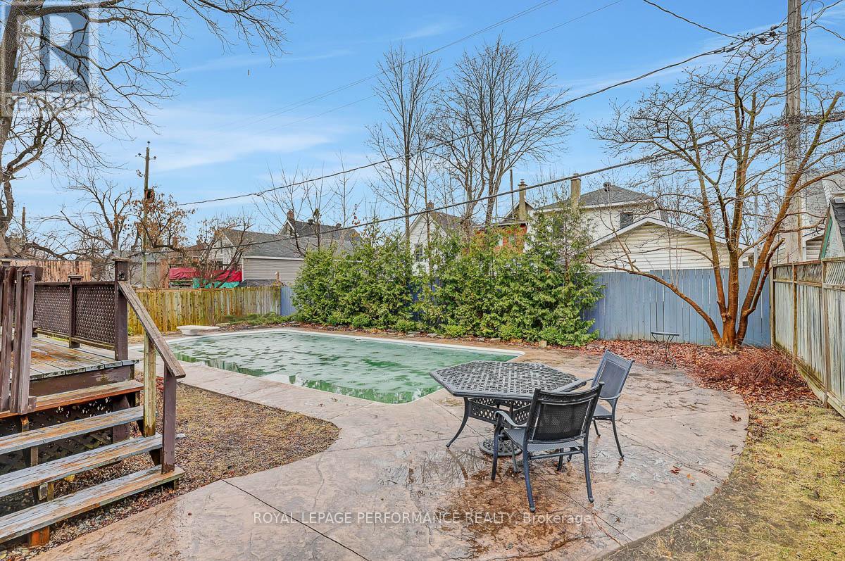 824 Fisher Avenue, Ottawa, Ontario K1Z 6P2 - Photo 35 - X12993770