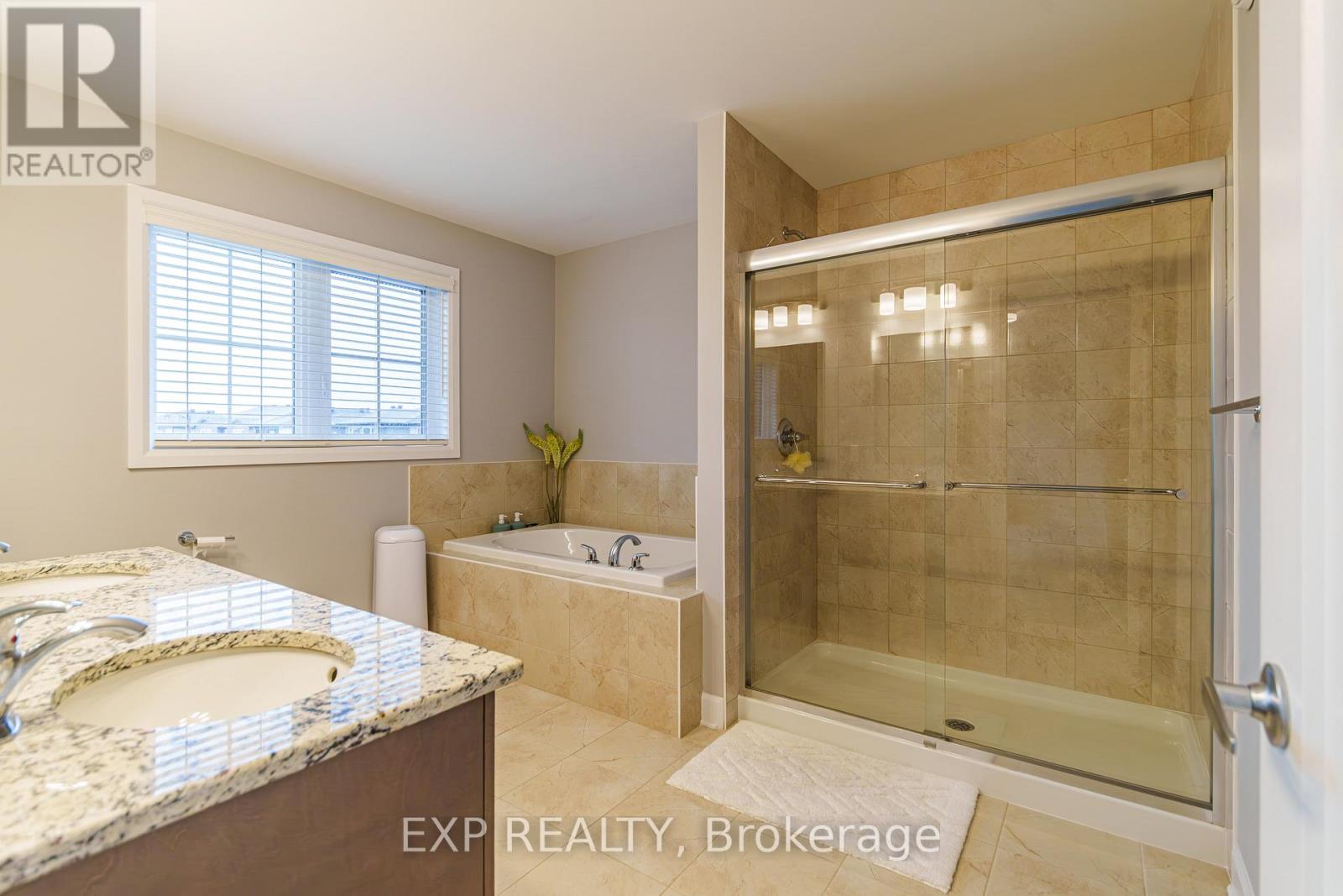 896 Sendero Way, Ottawa, Ontario  K2S 2W8 - Photo 23 - X12993782