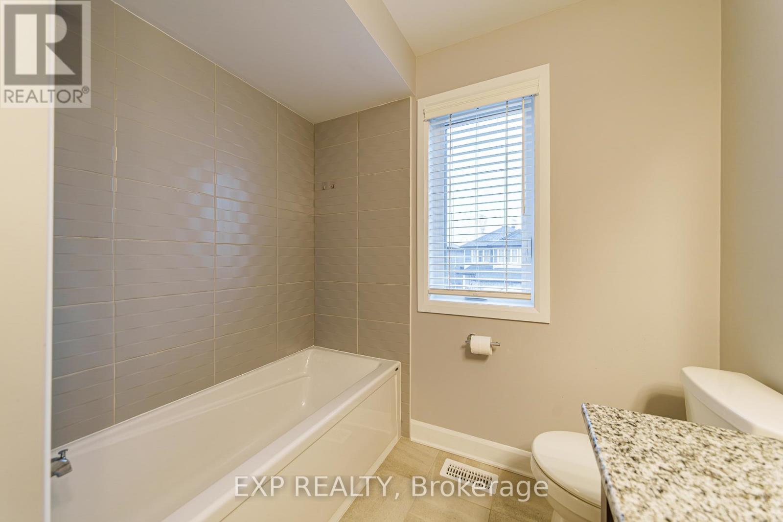 896 Sendero Way, Ottawa, Ontario  K2S 2W8 - Photo 27 - X12993782