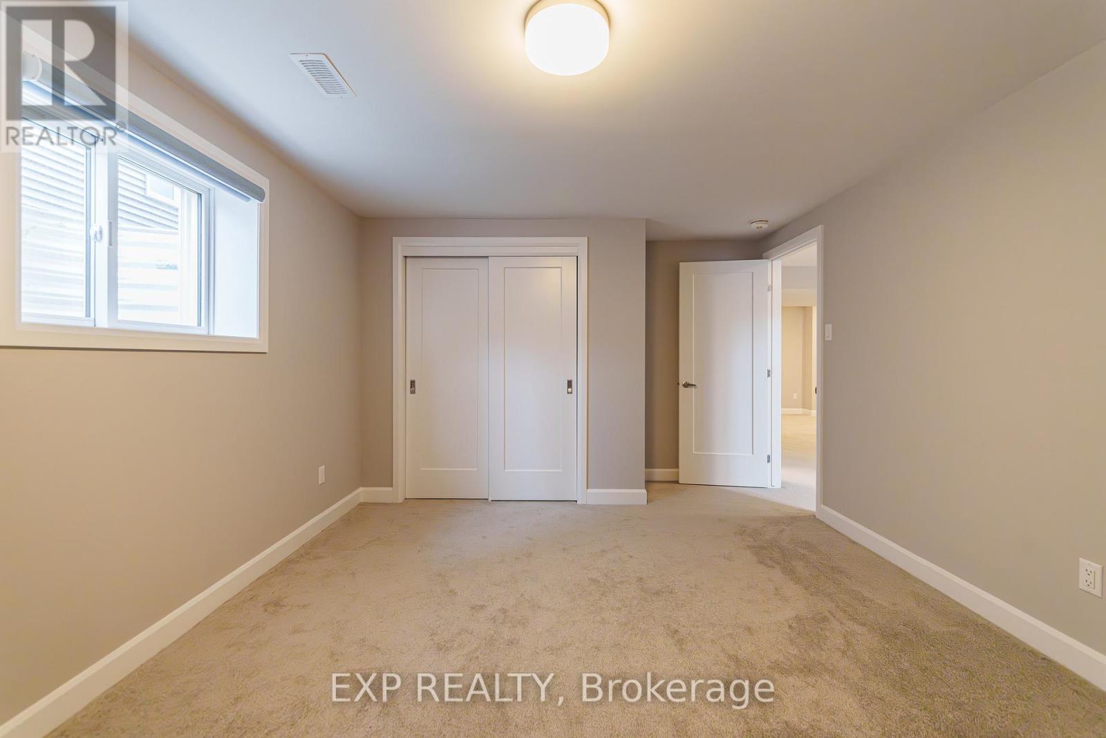 896 Sendero Way, Ottawa, Ontario  K2S 2W8 - Photo 38 - X12993782