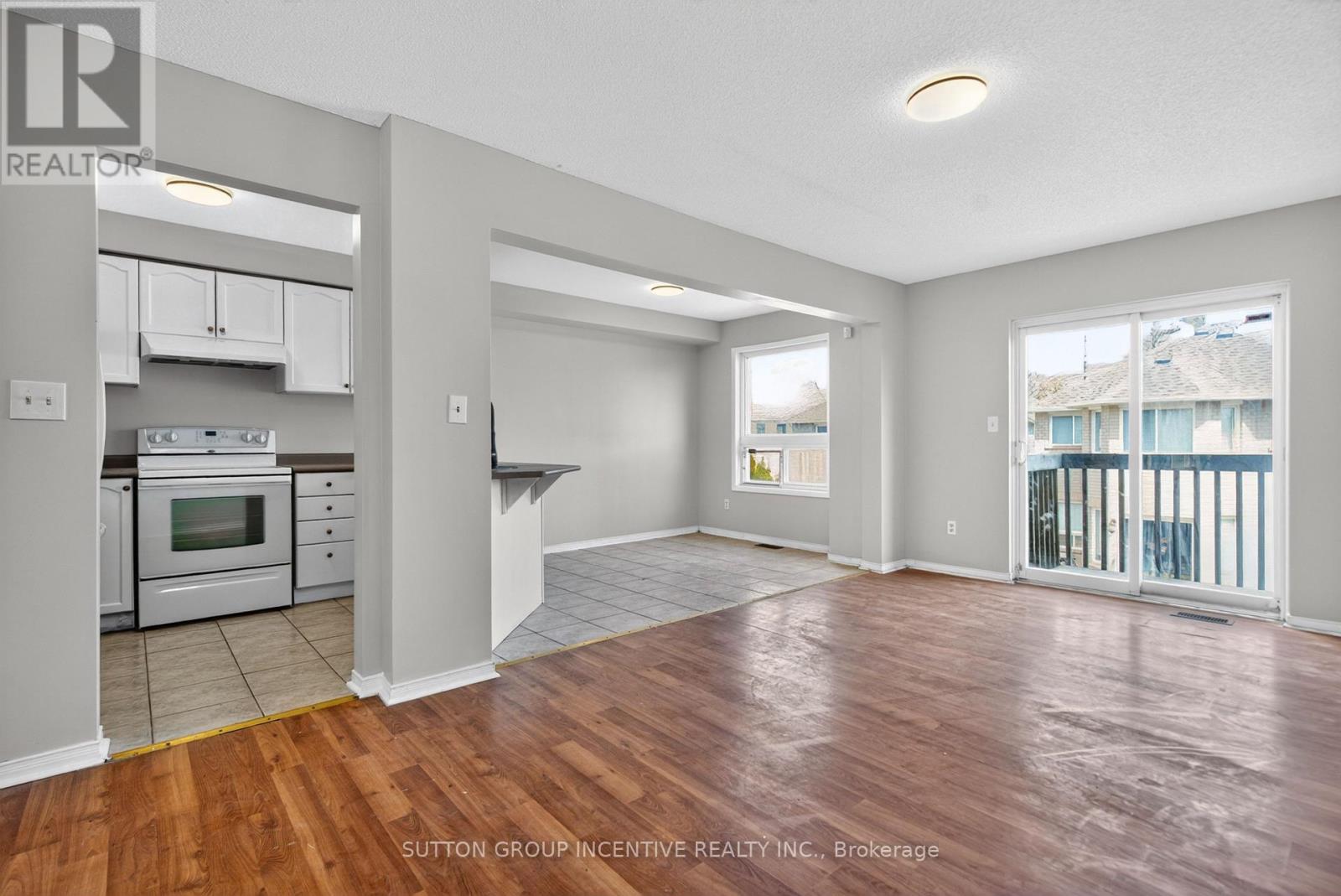 1410 Forest Street, Innisfil, Ontario  L9S 4Y4 - Photo 6 - N12984218