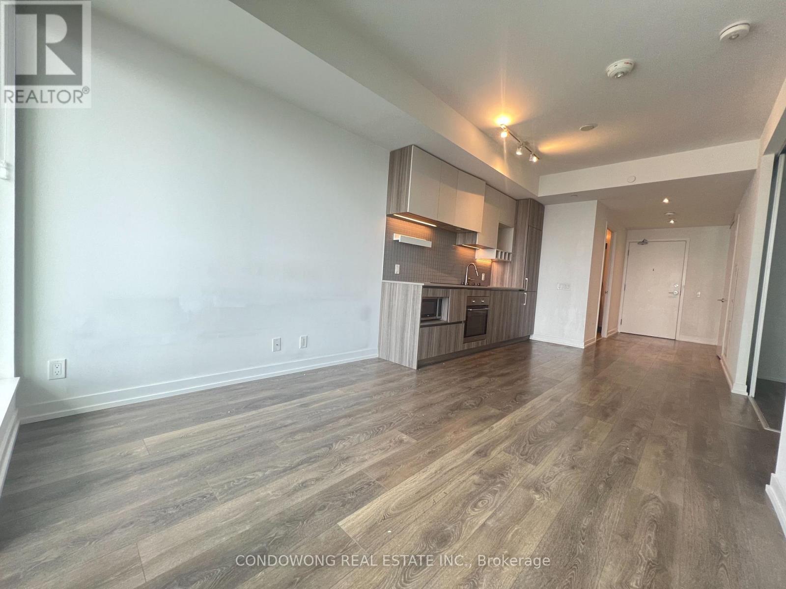 3101 - 5 Buttermill Avenue, Vaughan, Ontario  L4K 0J5 - Photo 4 - N12993764