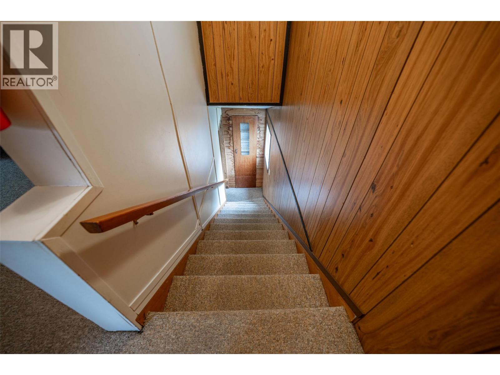 10091 6 Highway, Coldstream, British Columbia  V1B 3B6 - Photo 18 - 10378604