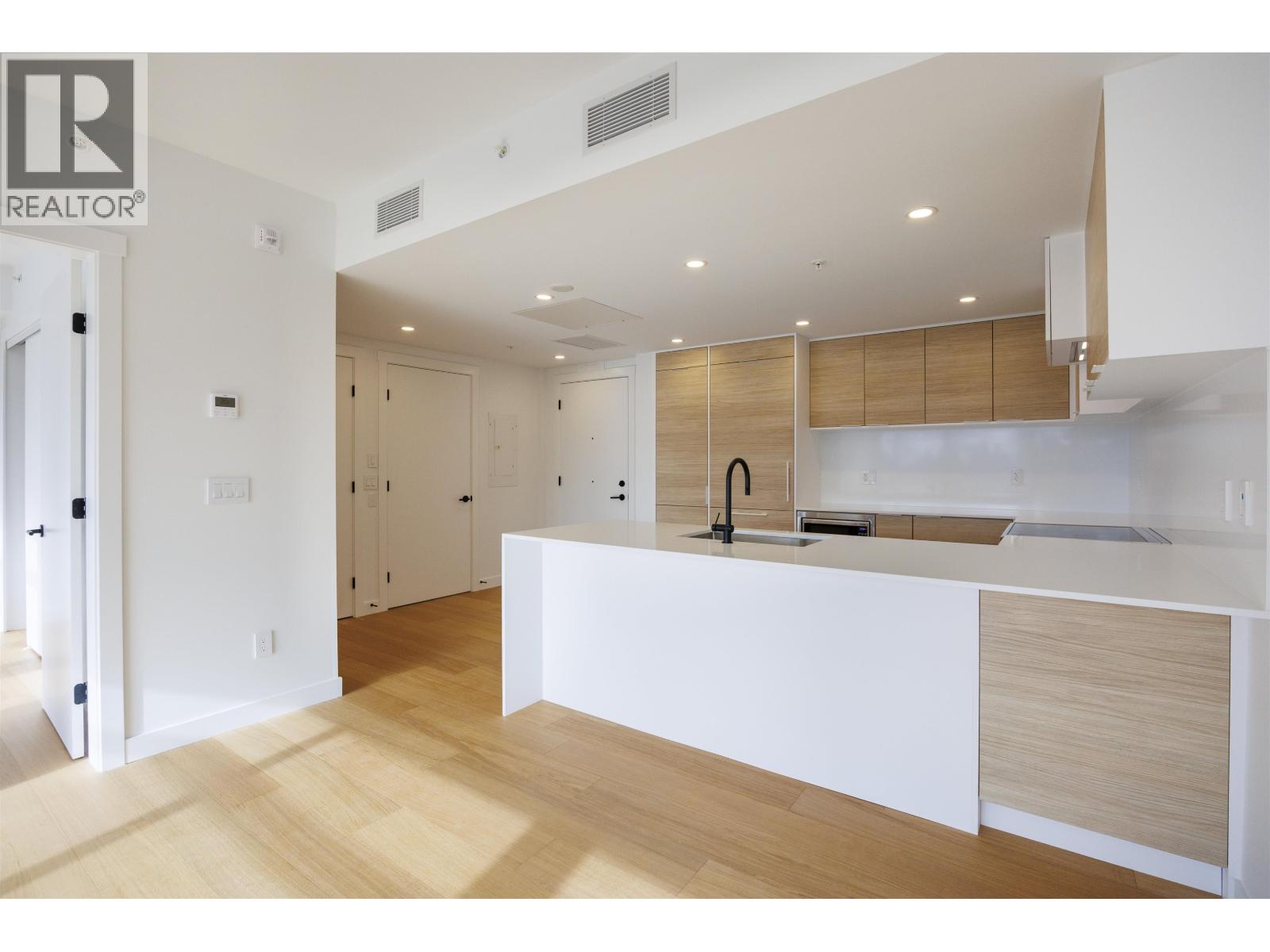 404 6485 Manitoba Street, Vancouver, British Columbia  V5Y 2Z7 - Photo 14 - R3110920