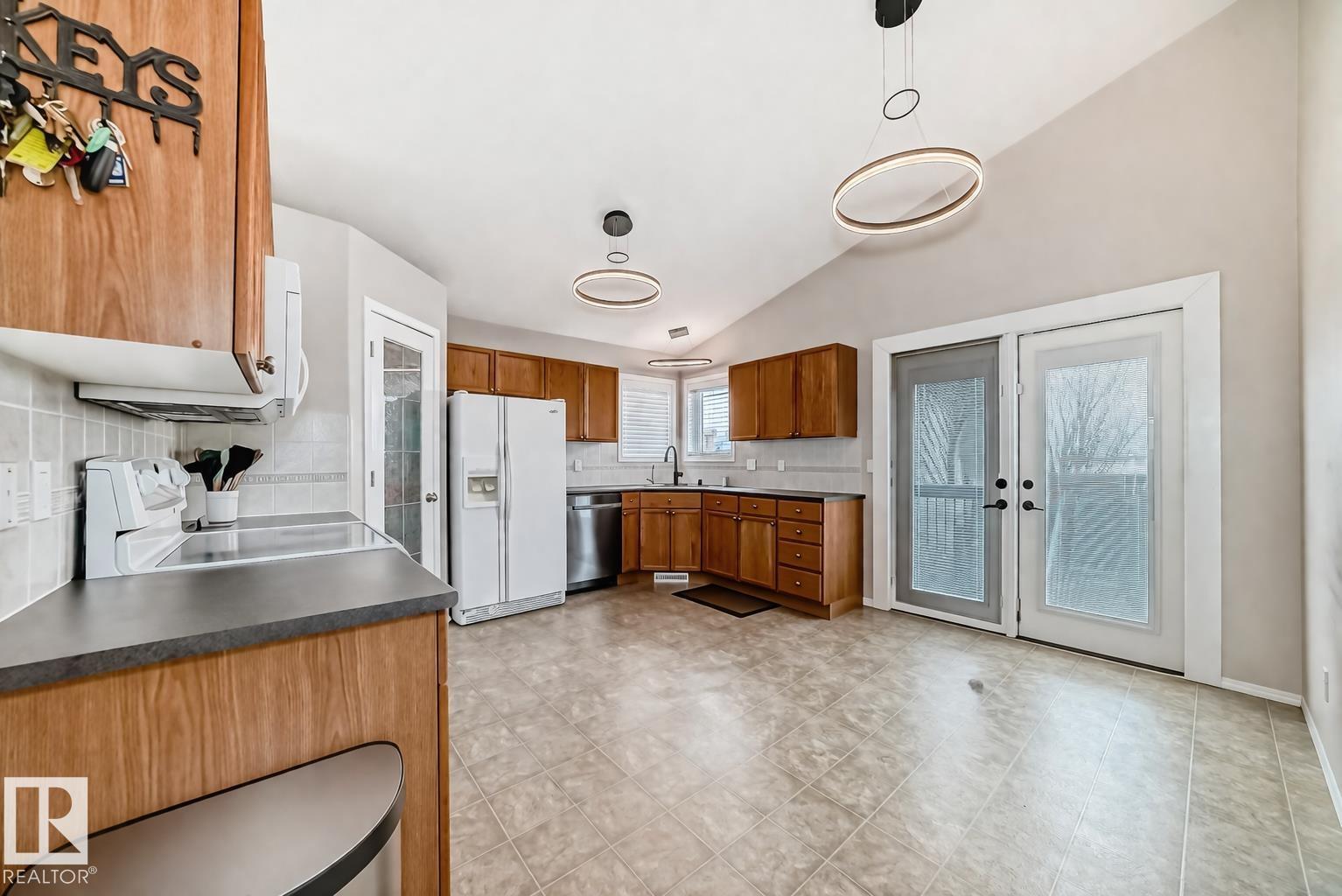 8008 97 St, Morinville, Alberta  T8R 1W3 - Photo 13 - E4480973