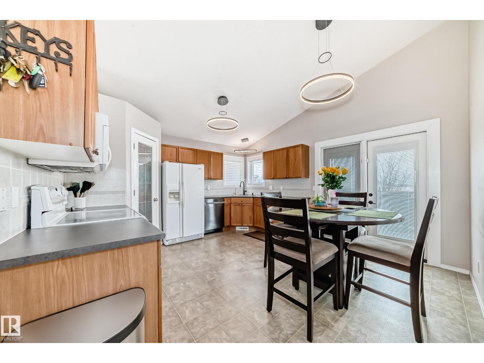 8008 97 St, Morinville, Alberta  T8R 1W3 - Photo 18 - E4480973