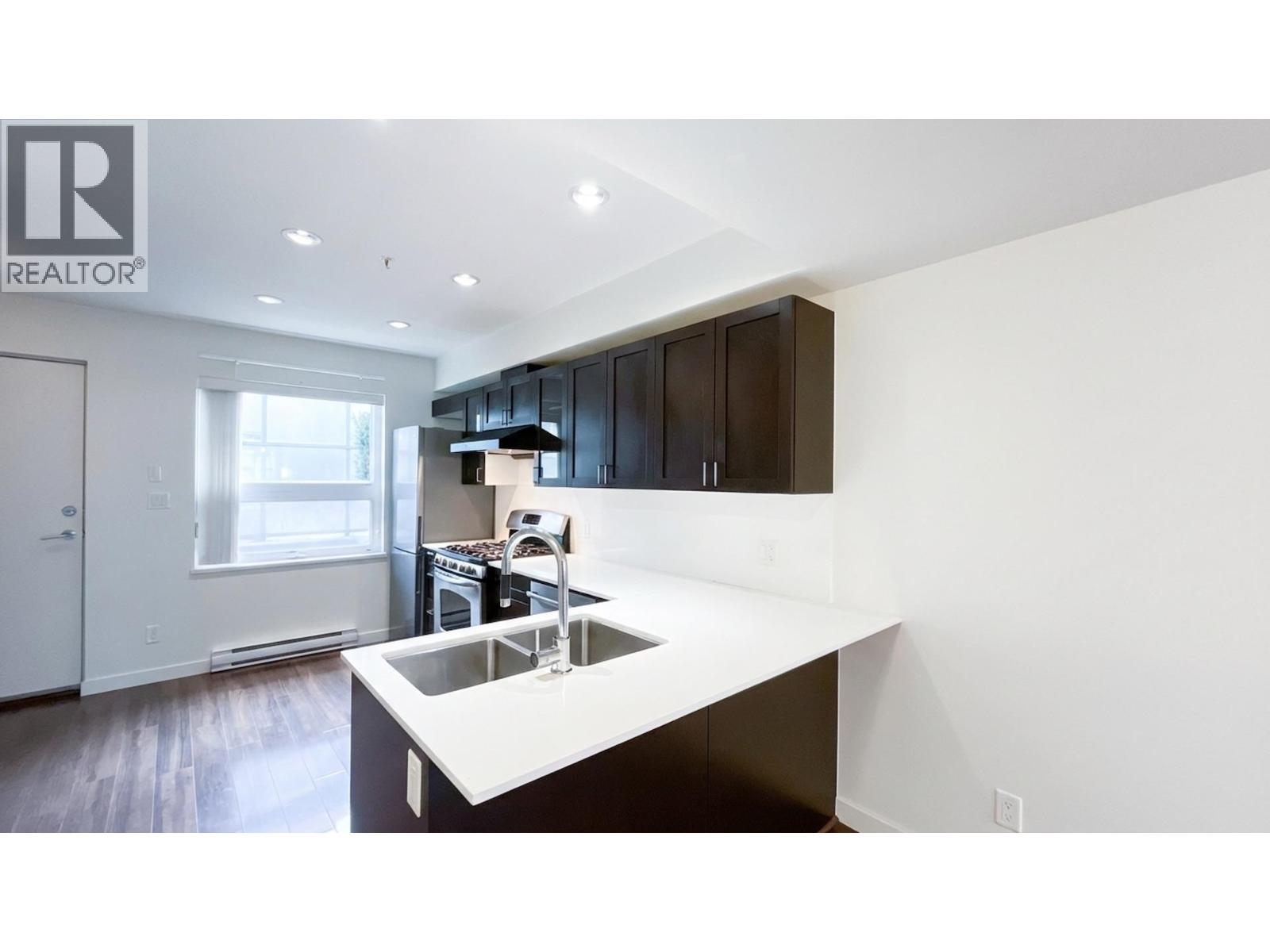 4888 Eldorado Mews, Vancouver, British Columbia  V5R 0B1 - Photo 10 - R3093202