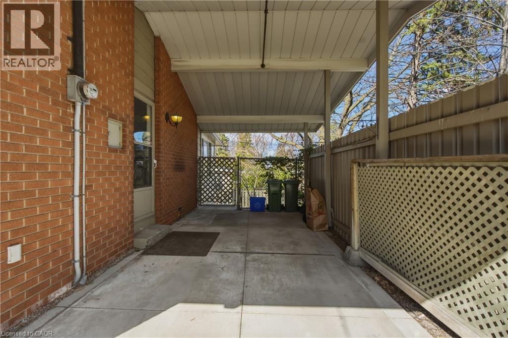 22 Westaway Place, Hamilton, Ontario  L9C 2G1 - Photo 3 - 40820007