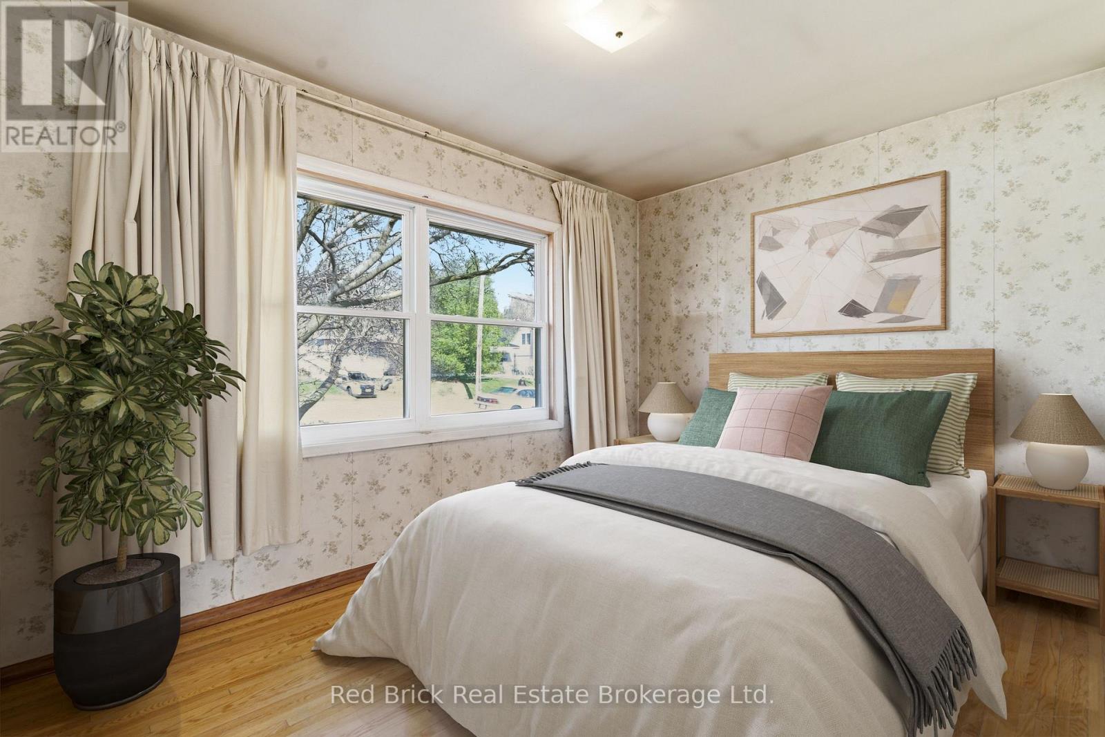 38 Dumbarton Street, Guelph, Ontario  N1E 3T3 - Photo 23 - X12990908