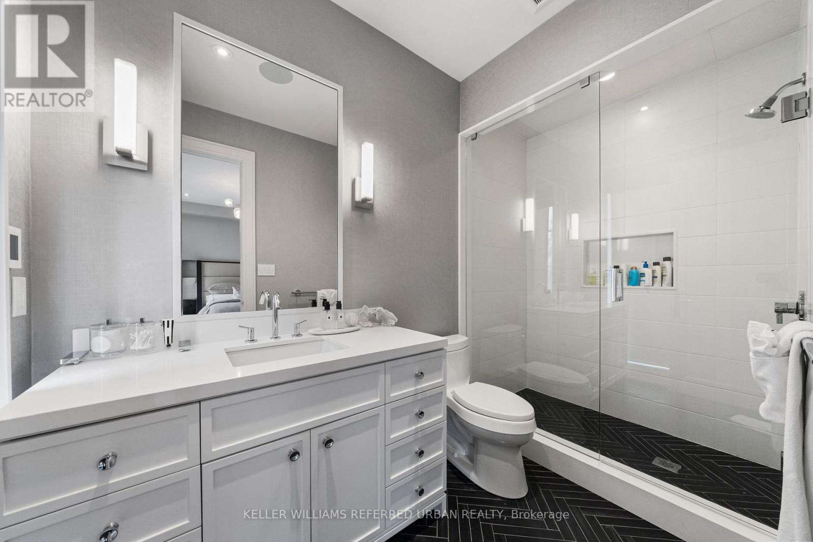 130 B Farnham Avenue, Toronto, Ontario  M4V 1H4 - Photo 33 - C12964354