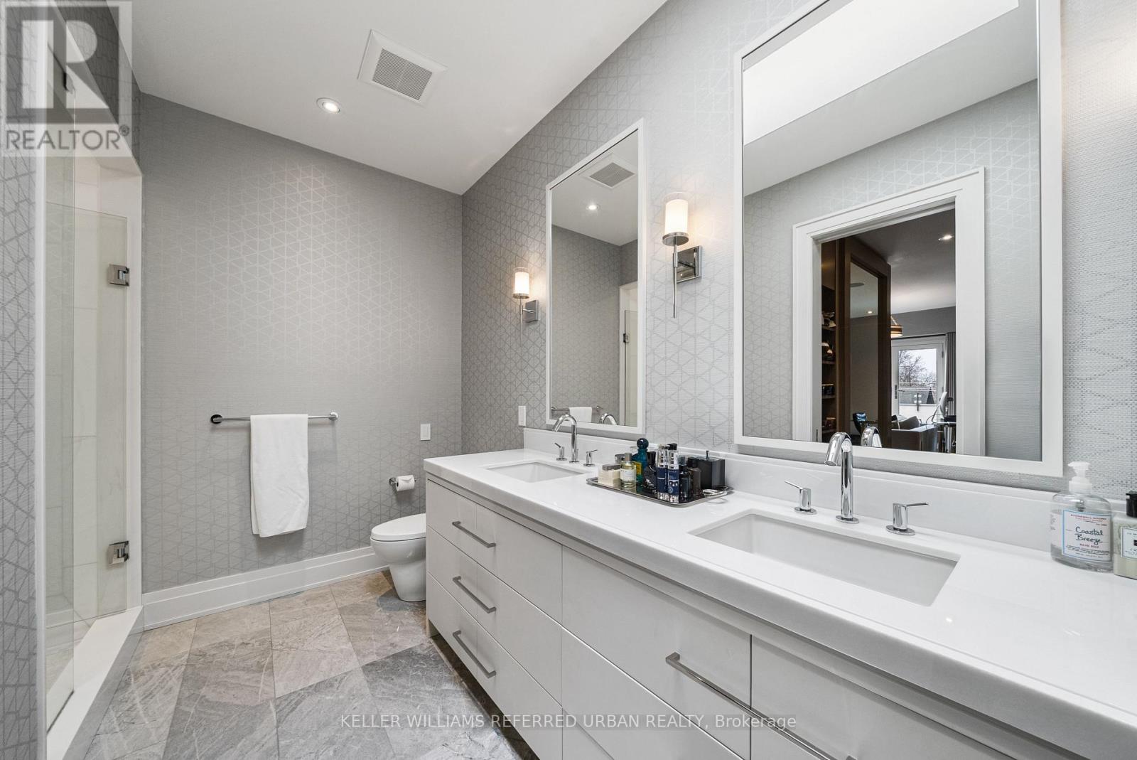 130 B Farnham Avenue, Toronto, Ontario  M4V 1H4 - Photo 40 - C12964354