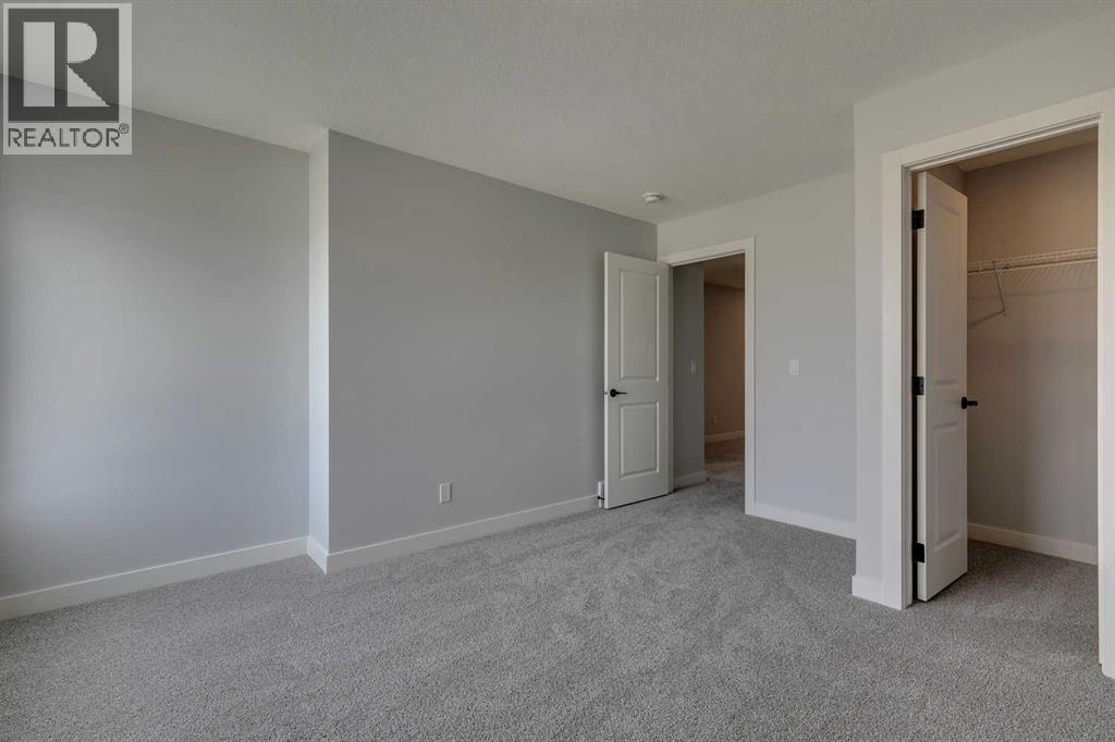 31 Creekstone Green SW, Calgary, Alberta  T2X 6H6 - Photo 28 - A2284189
