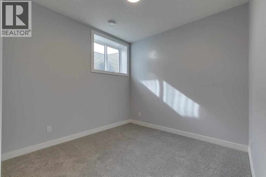 31 Creekstone Green SW, Calgary, Alberta  T2X 6H6 - Photo 45 - A2284189