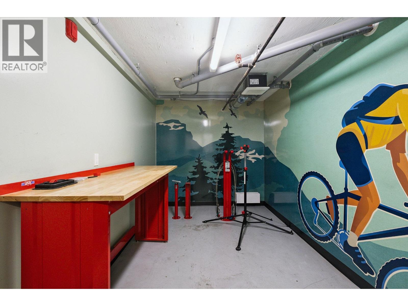 Th4 128 E 8th Street, North Vancouver, British Columbia V7L 0H2 - Photo 25 - R3110912