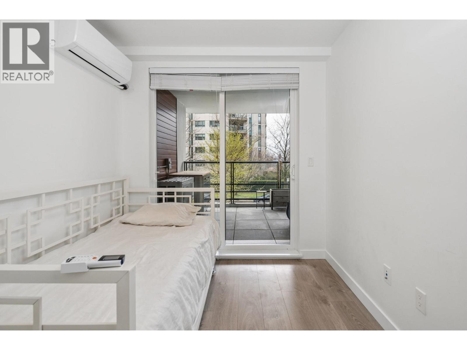 Th4 128 E 8th Street, North Vancouver, British Columbia V7L 0H2 - Photo 15 - R3110912