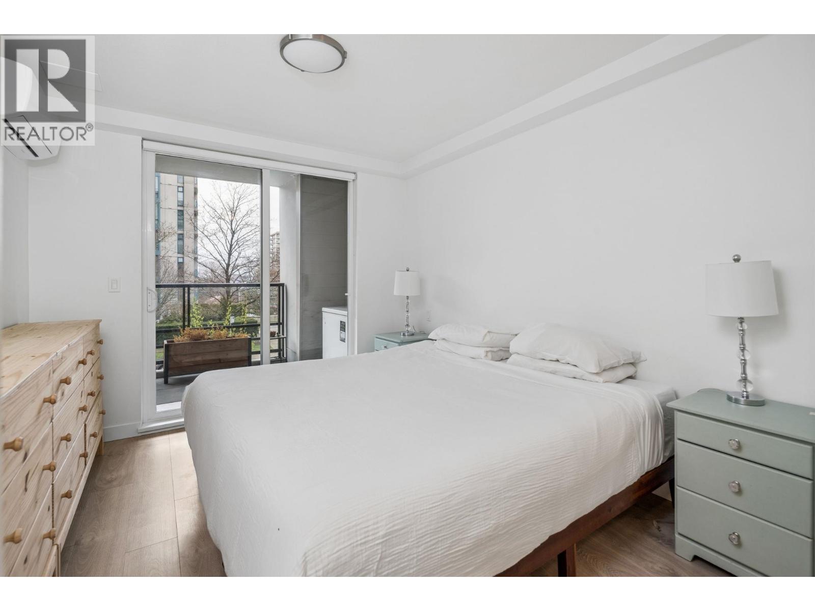 Th4 128 E 8th Street, North Vancouver, British Columbia V7L 0H2 - Photo 14 - R3110912