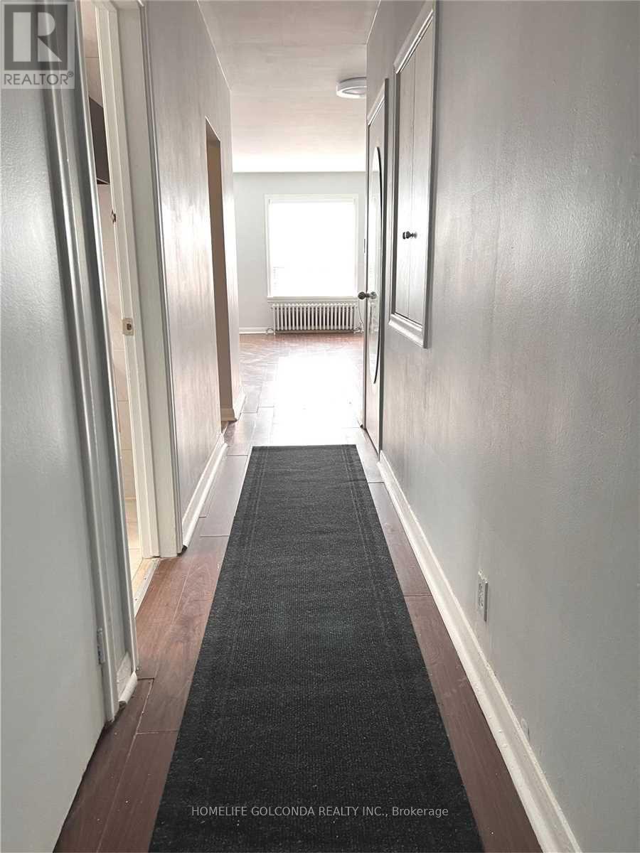 3rd Fl - 888 Bloor Street W, Toronto, Ontario  M6G 1M5 - Photo 5 - C12993826