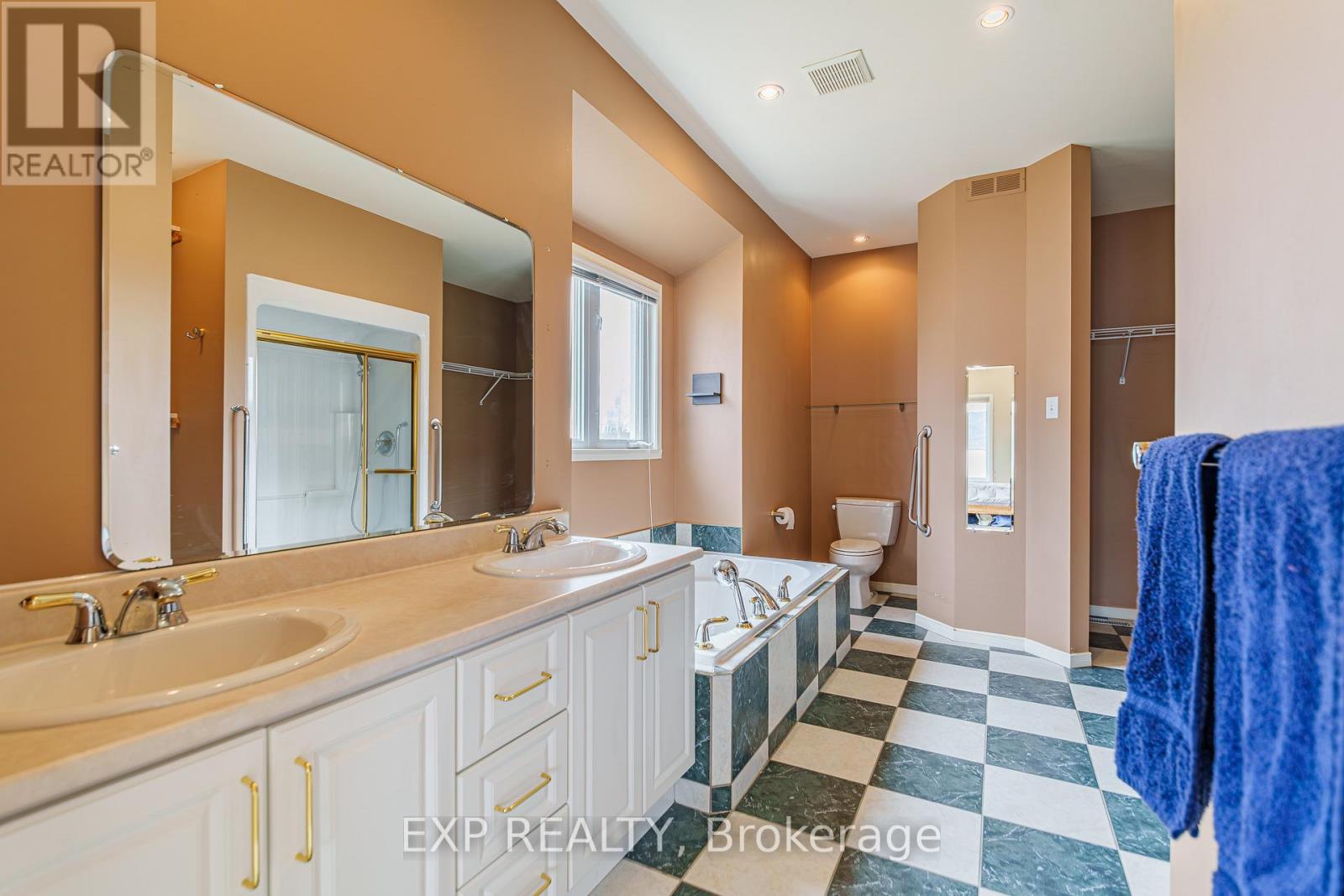 15 Rue Haute Rive Street, Alfred And Plantagenet, Ontario  K0B 1J0 - Photo 19 - X12993796